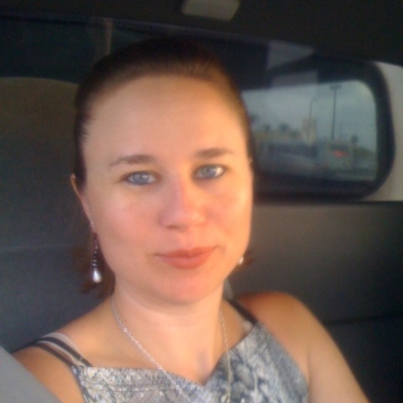 Meet your Posher, Mariah - Picture 4 of 5